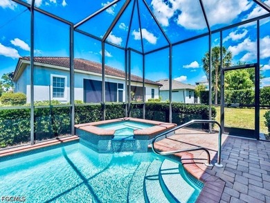 Welcome to this METICULOUSLY maintained (2007) Built over 2,100 - photo 2