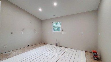 HOME=Stunning new construction in the heart of Hollister! - photo 4