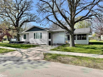 Clear Lake Home Sale Pending in Clear Lake Iowa