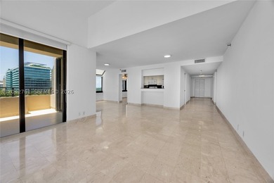 Rarely available Direct Oceanfront 2 bedroom / 2 bath slope unit - photo 22