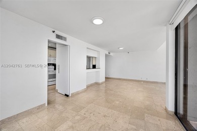 Rarely available Direct Oceanfront 2 bedroom / 2 bath slope unit - photo 23