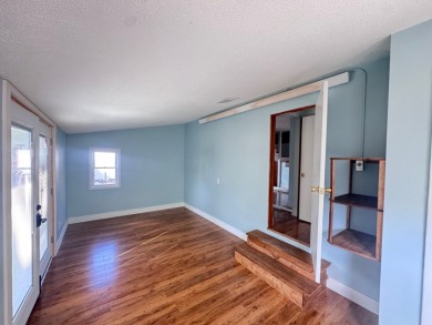 Updated two-level home with awesome indoor-outdoor flow! SOLD - photo 10