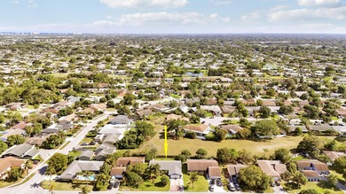 Step into this beautifully updated 3 bedroom, 2 bathroom home in - photo 2