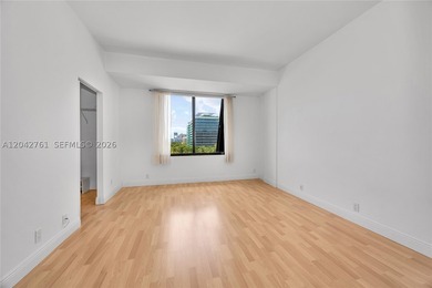 Rarely available Direct Oceanfront 2 bedroom / 2 bath slope unit - photo 35