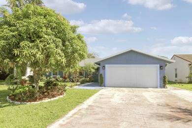 Step into this beautifully updated 3 bedroom, 2 bathroom home in - photo 5