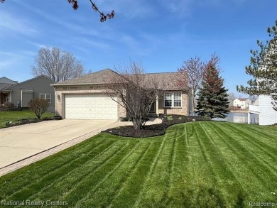 Lake Home Sale Pending in Waterford, Michigan