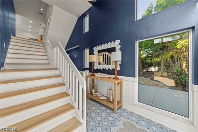 Welcome to 1048 Kings Crown Drive, a remarkable waterfront - photo 4