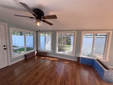 Updated two-level home with awesome indoor-outdoor flow! SOLD - photo 11