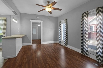 Welcome to this charming 3-bedroom, 2-bath home with a spacious - photo 8