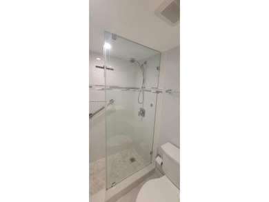 Nice renovated studio with water views, in the heart of Sunny