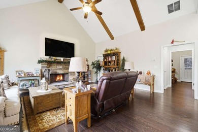 This true craftsman's style ranch located in the desirable lake - photo 11