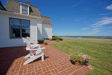 Commanding one of the most iconic oceanfront vantage points - photo 11