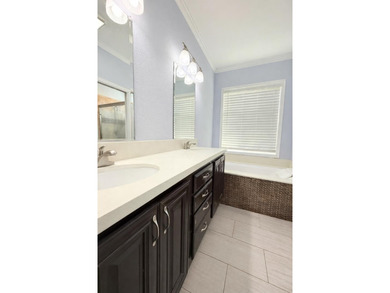 Welcome to this beautifully well-maintained home in San Jose - photo 12