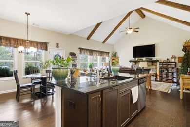 This true craftsman's style ranch located in the desirable lake - photo 15