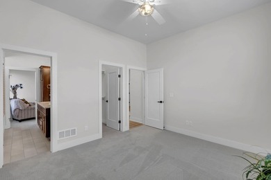 Seller will pay the first two years of HOA dues! This stunning - photo 20