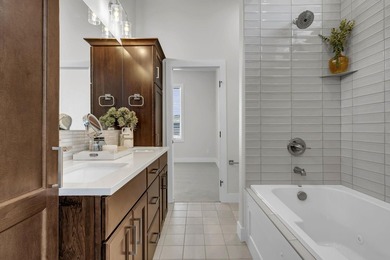 Seller will pay the first two years of HOA dues! This stunning - photo 22