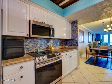 Experience coastal luxury with breathtaking ocean and Halifax - photo 5