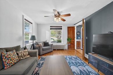 Perfect house in a prime location!! Welcome home to this - photo 6