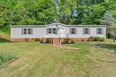 Come home to this beautifully renovated 3BR/2BA retreat nestled - photo 1