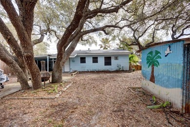 WELCOME! This cozy 2-bedroom, 1-bathroom home is a fantastic - photo 23
