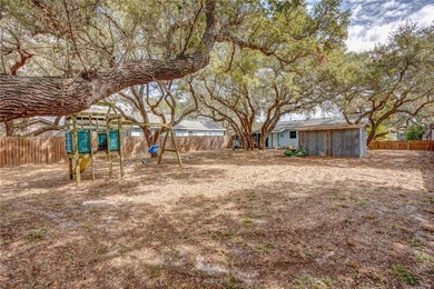 WELCOME! This cozy 2-bedroom, 1-bathroom home is a fantastic - photo 25