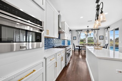 You just found your new home!! This Executive Style 5 bedroom, 3 - photo 26