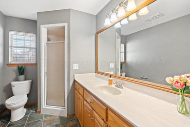 The heart of Hunsley Hills! This spacious 4-bedroom, 4-bath home - photo 29