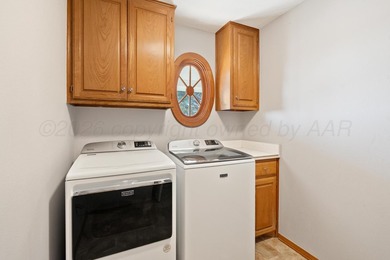 The heart of Hunsley Hills! This spacious 4-bedroom, 4-bath home - photo 35