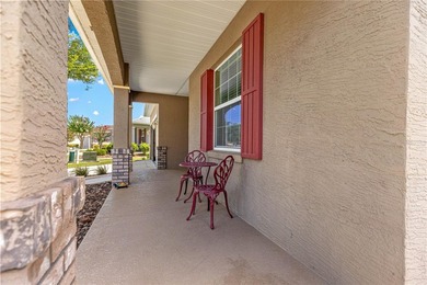Under contract-accepting backup offers. Welcome to this popular - photo 6