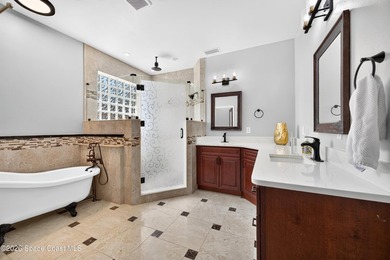 You just found your new home!! This Executive Style 5 bedroom, 3 - photo 37
