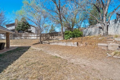The heart of Hunsley Hills! This spacious 4-bedroom, 4-bath home - photo 39