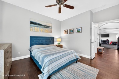 You just found your new home!! This Executive Style 5 bedroom, 3 - photo 41
