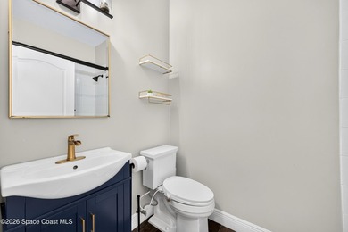You just found your new home!! This Executive Style 5 bedroom, 3 - photo 42