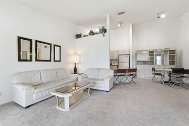 Welcome to Chasewood North in the heart of Jupiter! This - photo 1