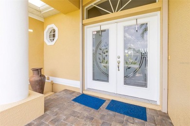Impressive WATERFRONT home ON TWO LOTS (A HALF ACRE) with 3 - photo 3