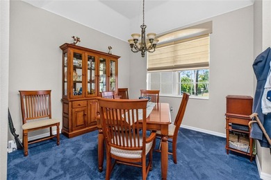 Impressive WATERFRONT home ON TWO LOTS (A HALF ACRE) with 3 - photo 7