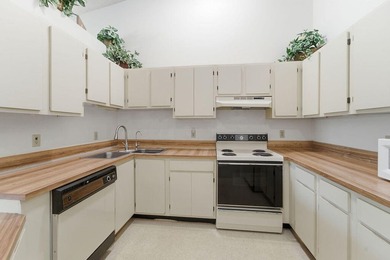 Welcome to Chasewood North in the heart of Jupiter! This - photo 7