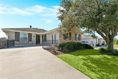 Lake Pontchartrain Home For Sale in Kenner Louisiana