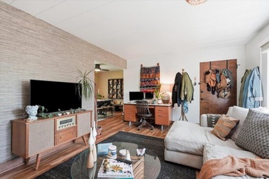 Additional listing photo 2