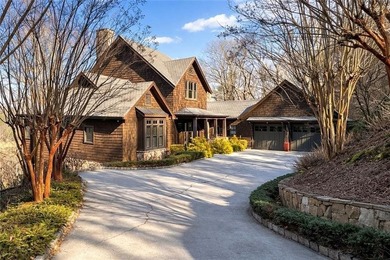 Golden Lake  Home For Sale in Clarkesville Georgia