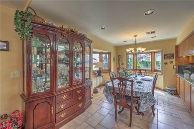 CUSTOM 1 STORY HOME ON OVERSIZED 0.72 ACRE CORNER LOT WITH NO - photo 12