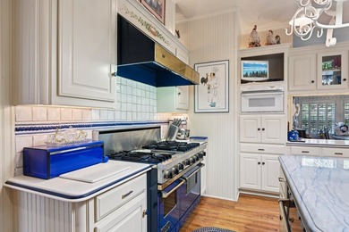 Timeless charm meets everyday functionality in this stately home - photo 13