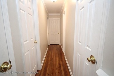 AMAZING OPPORTUNITY TO OWN THIS STUNNNING HOME! Step into this - photo 13