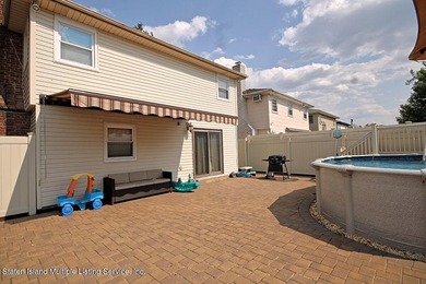 AMAZING OPPORTUNITY TO OWN THIS STUNNNING HOME! Step into this - photo 22