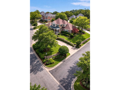 Timeless charm meets everyday functionality in this stately home - photo 40
