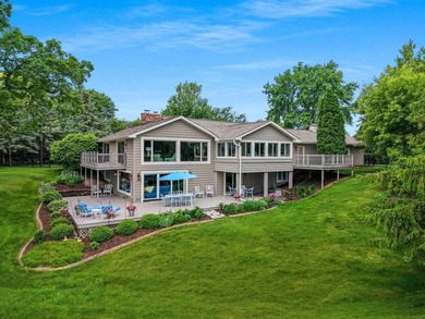 Fox River - Brown County Home For Sale in DE Pere Wisconsin