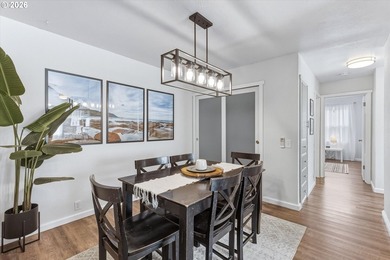 Immaculate, move-in ready cream-puff home that's been lovingly - photo 12