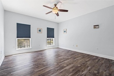 Whether you're searching for a full-time residence or the - photo 13