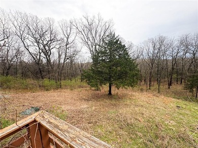 Investor special in Warsaw, MO! This 2-bedroom, 2.5-bath - photo 15