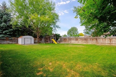BACK ON MARKET at no fault of the property! Don't miss your - photo 24